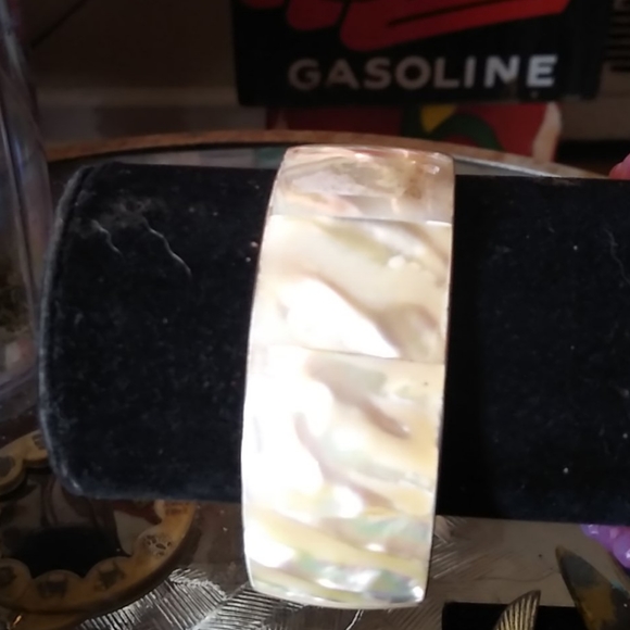 Mother of pearl bracelet - Picture 1 of 2
